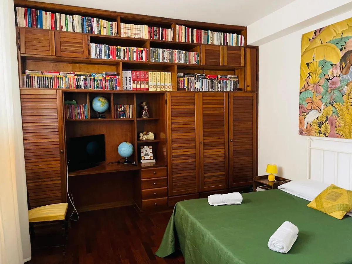 Hotel Casa Del Corso Cinisi 0*,