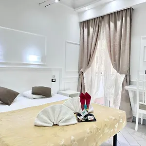 https://la-locanda-di-piazza-del-popolo.it-romehotels.com